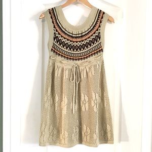 Tulip Sleeveless Sweater